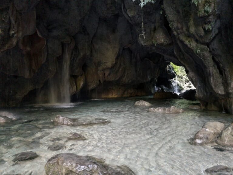 Cómo llegar a Barahona y explorar el ecoturismo del sur