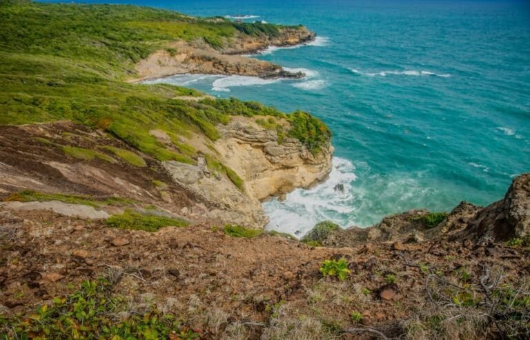 Interés creciente en Monte Cristi: ¿Qué buscan los viajeros de EE. UU. y Canadá?