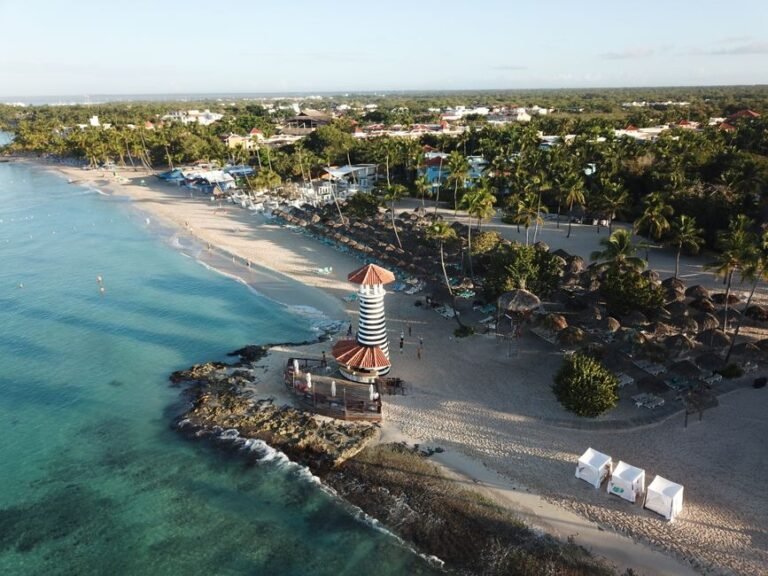 Atractivos de Juan Dolio para turistas europeos — imagen de turismo en República Dominicana