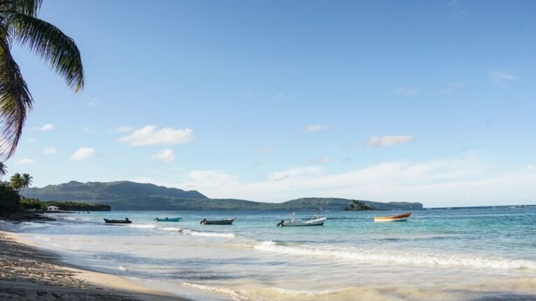 Nagua: Cultura, playas y tradiciones en la provincia María Trinidad Sánchez — imagen de turismo en República Dominicana