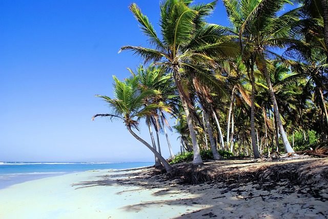 Las playas escondidas de Miches y su conexión con El Seibo