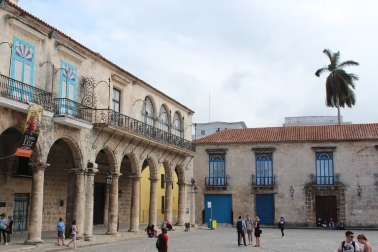 Atracciones Imperdibles en la Ciudad Colonial de Santo Domingo