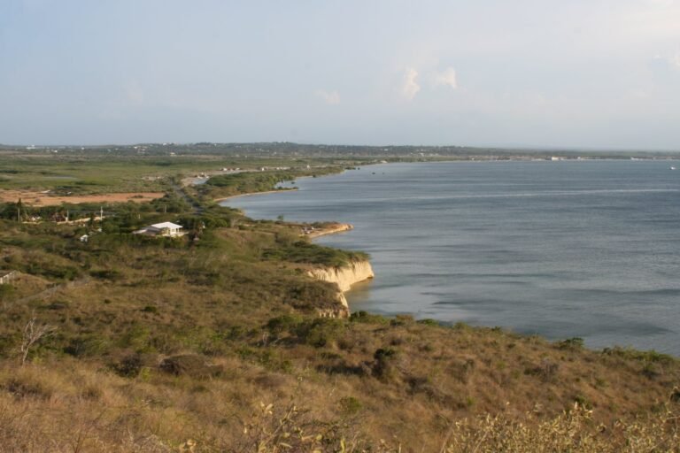 Bahía de Montecristi vista desde El Morro