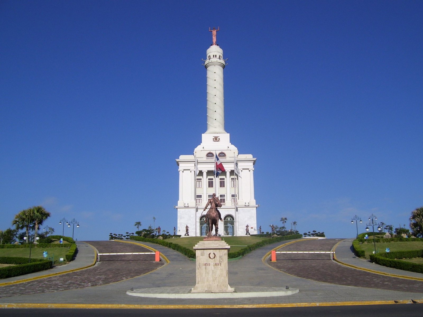 Monumento a los Héroes de la Restauración en Santiago de los Caballeros