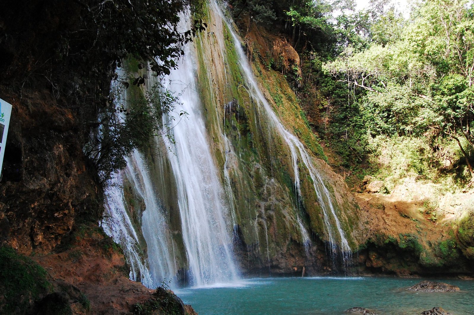 Salto El Limón y su poza, en Samaná
